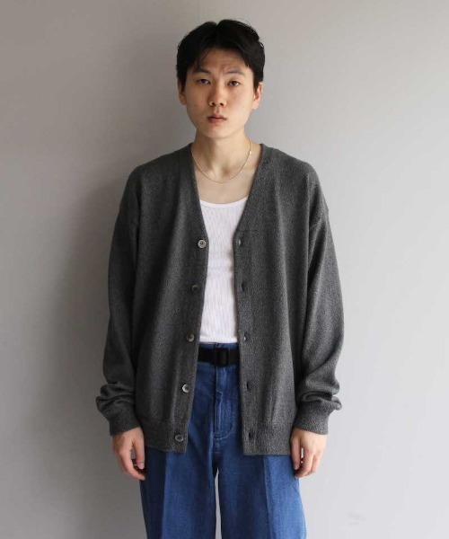 crepuscule（クレプスキュール）の「crepuscule Cardigan（ニット/セーター・メンズ・ベージュ/グレー/ブルー/グリーン・M/S）」の3枚目の写真