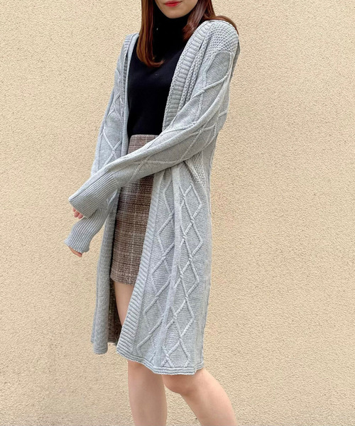 Crea titty&Co. PETIT（クレアティティーアンドコープチ）の「【Crea titty&Co.PETIT】ケーブルロングニットフーディ（ニット/セーター・レディース・ブラック/グレー・FREE）」の10枚目の写真