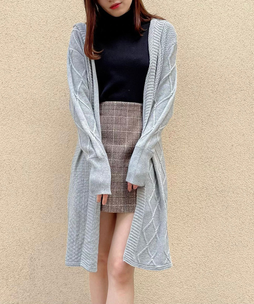 Crea titty&Co. PETIT（クレアティティーアンドコープチ）の「【Crea titty&Co.PETIT】ケーブルロングニットフーディ（ニット/セーター・レディース・ブラック/グレー・FREE）」の14枚目の写真