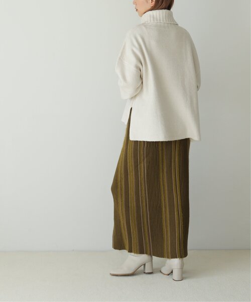 RAY CASSIN(レイカズン)の「マルチストライプニットスカート(スカート・レディース・ライトカーキ/ベージュ/ブラック・FREE)」の15枚目の写真