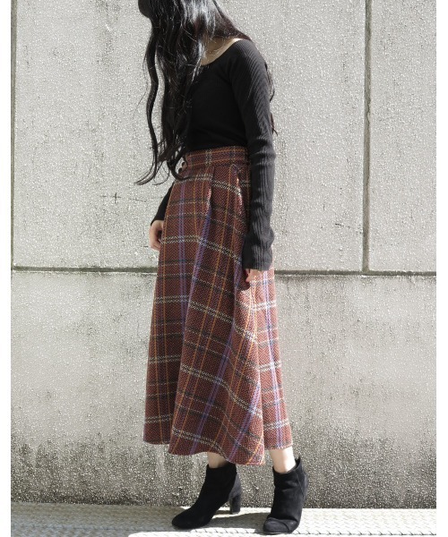LiSeek（リシーク）の「【LiSeeK】ツイードチェック柄ロングスカート（スカート・レディース・オレンジ/グリーン・FREE）」の6枚目の写真