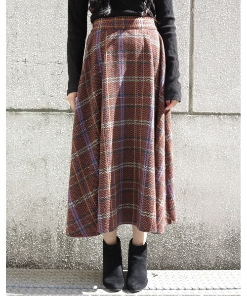 LiSeek（リシーク）の「【LiSeeK】ツイードチェック柄ロングスカート（スカート・レディース・オレンジ/グリーン・FREE）」の14枚目の写真