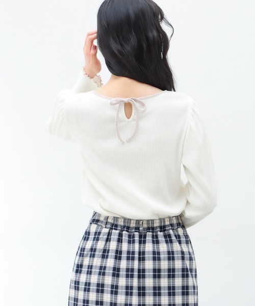 Honeys（ハニーズ）の「配色使いトップス（Tシャツ/カットソー・レディース・アイボリー/モカ/ブラック/ブルー系その他・L/S/M）」の7枚目の写真