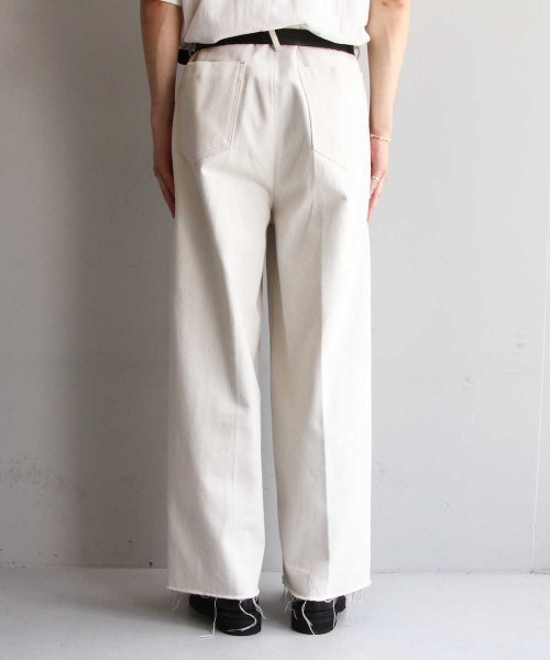 saby（サバイ）の「saby TUCK BAGGY -11.5OZ BINGO DENIM