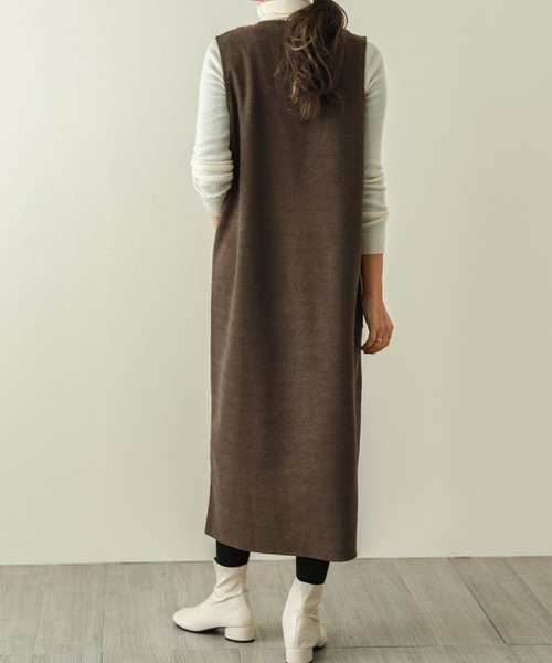 Vネックジャンパースカート