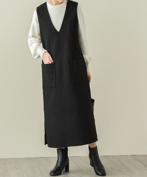 Vネックジャンパースカート