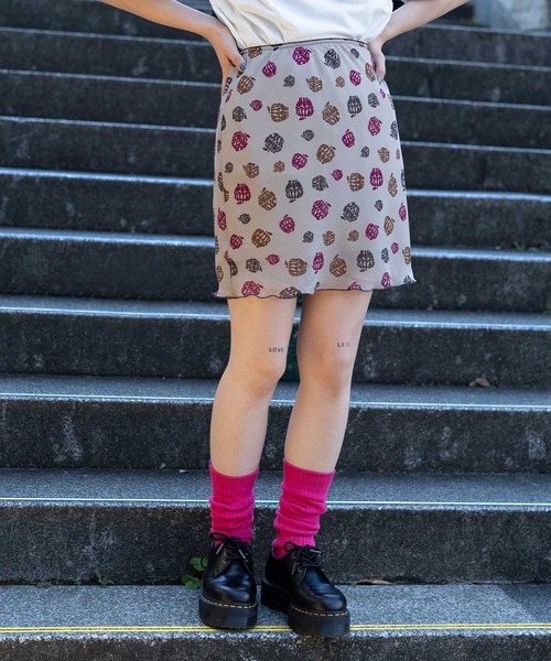X-girl(エックスガール)の「APPLE GIRL SHEER SKIRT(スカート・レディース・ブラック/ベージュ/ライトブルー・S/M)」の3枚目の写真