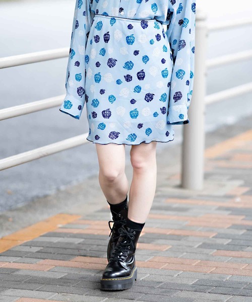 X-girl(エックスガール)の「APPLE GIRL SHEER SKIRT(スカート・レディース・ブラック/ベージュ/ライトブルー・S/M)」の1枚目の写真