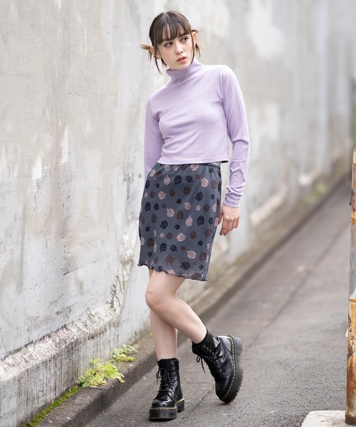 X-girl(エックスガール)の「APPLE GIRL SHEER SKIRT(スカート・レディース・ブラック/ベージュ/ライトブルー・S/M)」の4枚目の写真