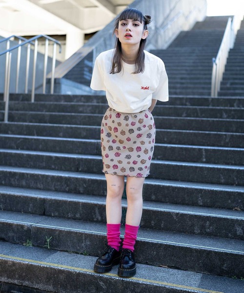 X-girl(エックスガール)の「APPLE GIRL SHEER SKIRT(スカート・レディース・ブラック/ベージュ/ライトブルー・S/M)」の20枚目の写真