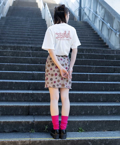 X-girl(エックスガール)の「APPLE GIRL SHEER SKIRT(スカート・レディース・ブラック/ベージュ/ライトブルー・S/M)」の22枚目の写真