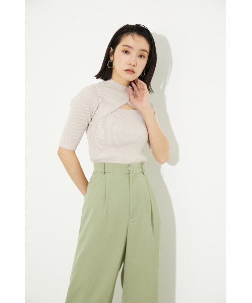 rienda（リエンダ）の「オープンネックハーフスリーブニットトップス（ニット/セーター・レディース・ブラック/ピンク/ブルー/ライトベージュ・FREE）」の2枚目の写真