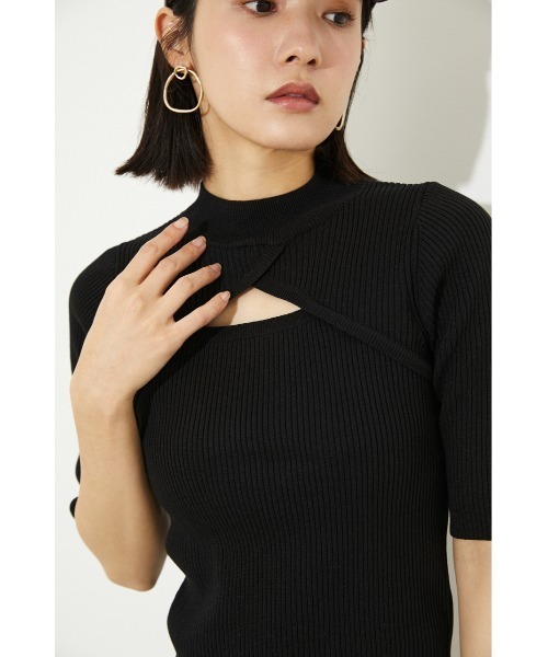 rienda（リエンダ）の「オープンネックハーフスリーブニットトップス（ニット/セーター・レディース・ブラック/ピンク/ブルー/ライトベージュ・FREE）」の13枚目の写真