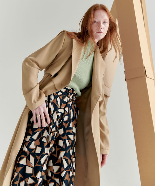 SENSE OF PLACE by URBAN RESEARCH（センスオブプレイスバイアーバンリサーチ）の「キカプリントハイウエストパンツ（その他パンツ・レディース・グリーン系その他/ブラウン系その他・SMALL/MEDIUM）」の2枚目の写真