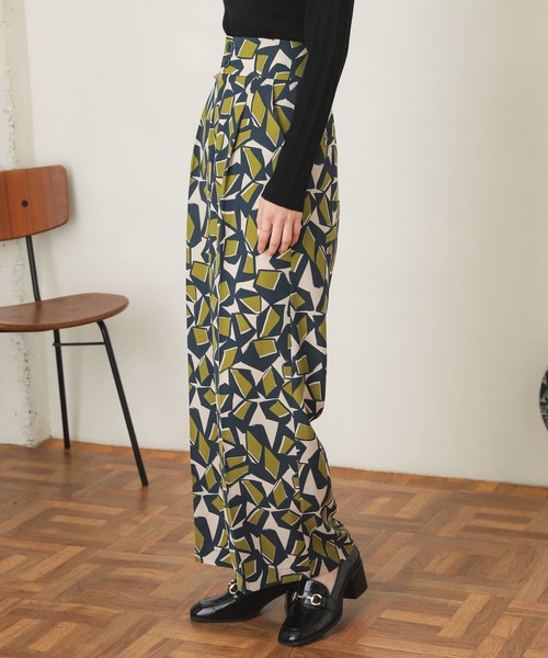 SENSE OF PLACE by URBAN RESEARCH（センスオブプレイスバイアーバンリサーチ）の「キカプリントハイウエストパンツ（その他パンツ・レディース・グリーン系その他/ブラウン系その他・SMALL/MEDIUM）」の8枚目の写真