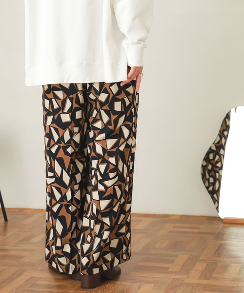 SENSE OF PLACE by URBAN RESEARCH（センスオブプレイスバイアーバンリサーチ）の「キカプリントハイウエストパンツ（その他パンツ・レディース・グリーン系その他/ブラウン系その他・SMALL/MEDIUM）」の21枚目の写真