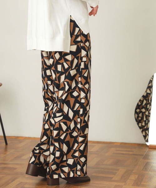 SENSE OF PLACE by URBAN RESEARCH（センスオブプレイスバイアーバンリサーチ）の「キカプリントハイウエストパンツ（その他パンツ・レディース・グリーン系その他/ブラウン系その他・SMALL/MEDIUM）」の5枚目の写真