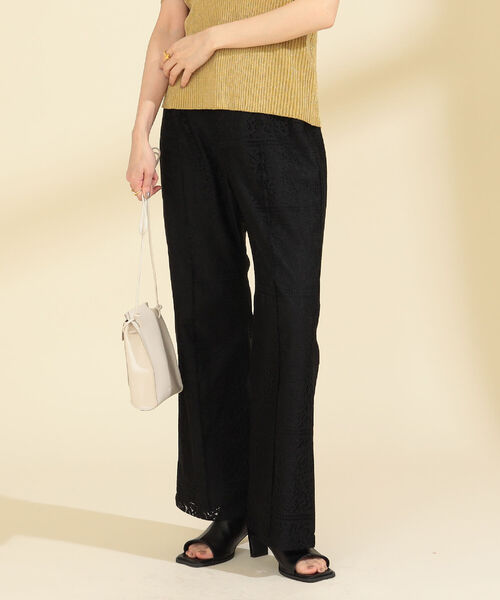 Ray BEAMS(レイビームス)の「Ray BEAMS / レース フレア パンツ(その他パンツ・レディース・ホワイト/ブラック・1/0)」の16枚目の写真
