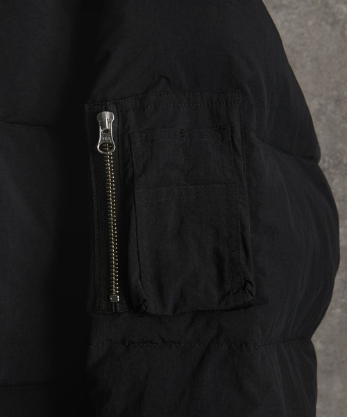 ADRER(アドラー)の「ADRER THE HEAT PADDED JACKET / アドラーザヒートパデッドジャケット(ダウンジャケット/コート・メンズ・ブラック×シルバー/グレー/ブラック×ゴールド/ホワイト/チャコール/アイボリー/ブラック系1/ブラック系3/ブラック系4/ブラック系2・XS/S/M/L/XXS)」の15枚目の写真