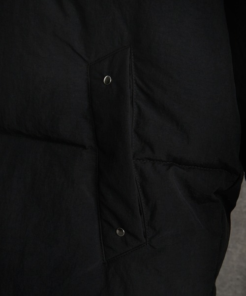 ADRER(アドラー)の「ADRER THE HEAT PADDED JACKET / アドラーザヒートパデッドジャケット(ダウンジャケット/コート・メンズ・ブラック×シルバー/グレー/ブラック×ゴールド/ホワイト/チャコール/アイボリー/ブラック系1/ブラック系3/ブラック系4/ブラック系2/チャコールグレー・XS/S/M/L/XXS)」の21枚目の写真