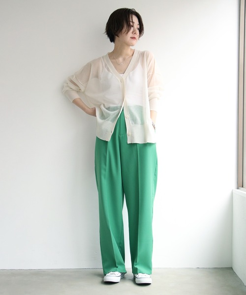 notch.(ノッチ)の「シアーVネックカーディガン(カーディガン/ボレロ・レディース・ホワイト/ブラック・M)」の18枚目の写真