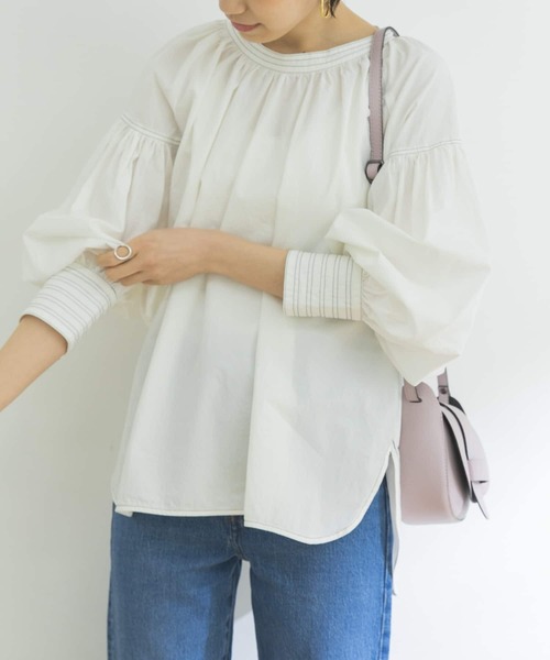 URBAN RESEARCH（アーバンリサーチ）の「配色ステッチパフスリーブBLOUSE（Tシャツ/カットソー・レディース・ブルー系その他/オフホワイト・FREE）」の10枚目の写真