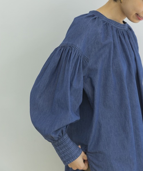 URBAN RESEARCH（アーバンリサーチ）の「配色ステッチパフスリーブBLOUSE（Tシャツ/カットソー・レディース・ブルー系その他/オフホワイト・FREE）」の22枚目の写真