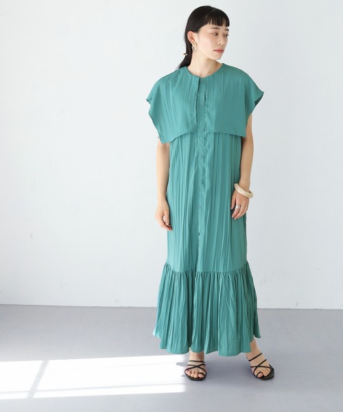 HER CLOSET（ハークローゼット）の「【shemoshelly】クリンクルビッグケープデザインノースリーブワンピース（ワンピース・レディース・ブラック/パープル/グリーン/アイボリー・M）」の17枚目の写真