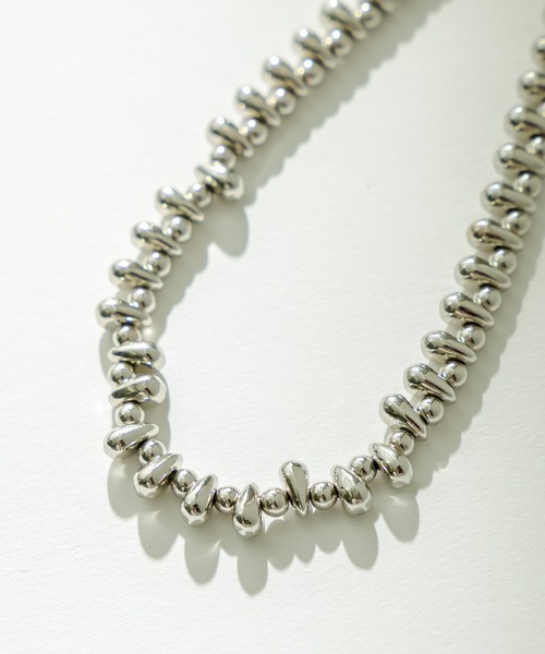 mystic（ミスティック）の「[otonamystic]ドロップメタルビーズネックレス（ネックレス・レディース・シルバー・ONE SIZE）」の4枚目の写真