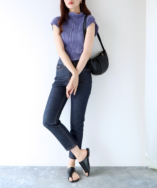 BLUEEAST(ブルーイースト)の「フェイクレザー アシメトングサンダル(サンダル・レディース・ブラック/ブラウン/アイボリー・MEDIUM/LARGE)」の17枚目の写真