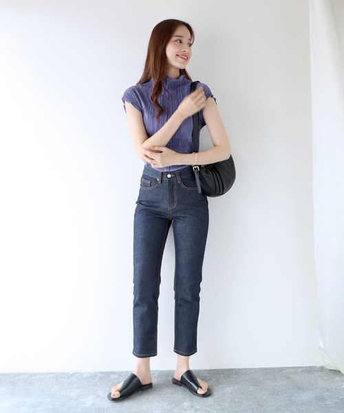 BLUEEAST(ブルーイースト)の「フェイクレザー アシメトングサンダル(サンダル・レディース・ブラック/ブラウン/アイボリー・MEDIUM/LARGE)」の19枚目の写真