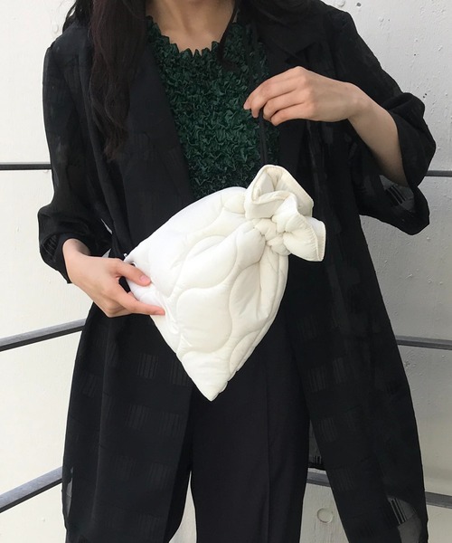 CONTROL FREAK / CTFK（コントロールフリーク）の「CONTROL FREAK(コントロールフリーク)SHOPキルトサコッシュ（ショルダーバッグ・レディース・アイボリー/グレー/ベージュ/グリーン/ブルー・FREE）」の2枚目の写真