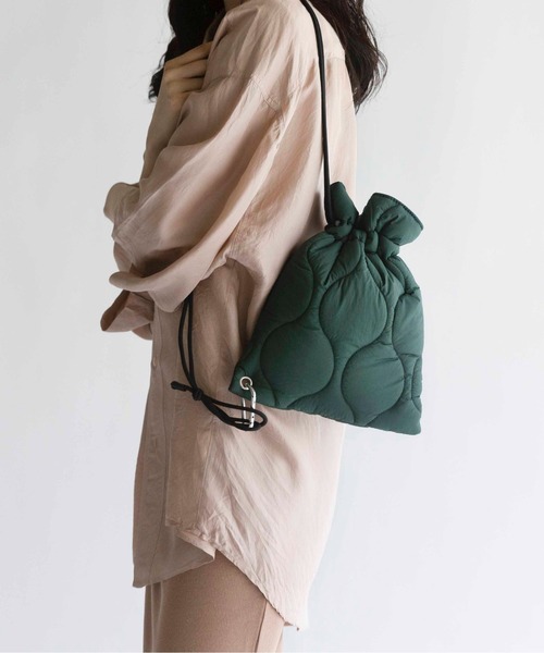 CONTROL FREAK / CTFK（コントロールフリーク）の「CONTROL FREAK(コントロールフリーク)SHOPキルトサコッシュ（ショルダーバッグ・レディース・アイボリー/グレー/ベージュ/グリーン/ブルー・FREE）」の21枚目の写真