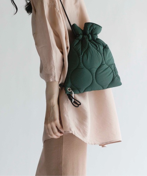 CONTROL FREAK / CTFK（コントロールフリーク）の「CONTROL FREAK(コントロールフリーク)SHOPキルトサコッシュ（ショルダーバッグ・レディース・アイボリー/グレー/ベージュ/グリーン/ブルー・FREE）」の22枚目の写真