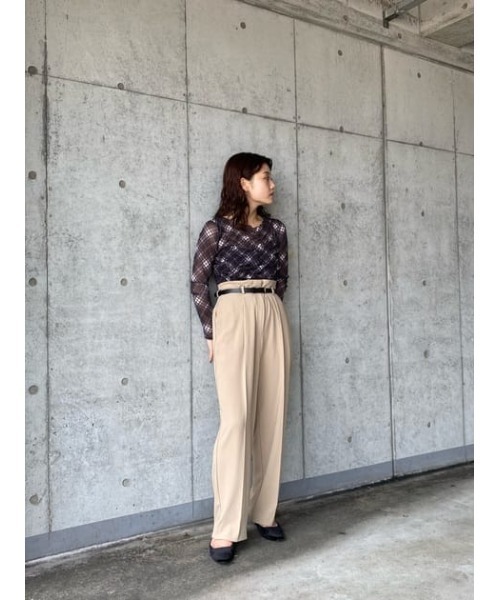 MOUSSY（マウジー）の「HW TUCK TROUSERS（スラックス・レディース・ブラック/ダークグリーン/ベージュ・1/2）」の15枚目の写真