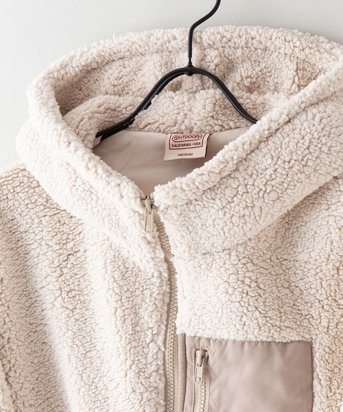 OUTDOOR PRODUCTS（アウトドアプロダクツ）の「ボアフードブルゾン　パーカー　モコモコ　ビッグシルエット（パーカー・レディース・ブラック/ベージュ/アイボリー/ライトブラウン・MEDIUM）」の9枚目の写真