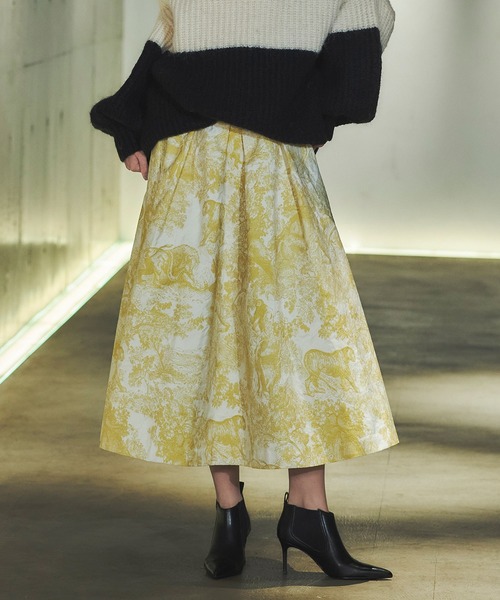 ELFRANK（エルフランク）の「アニマル柄ジャガードタックフレアロング