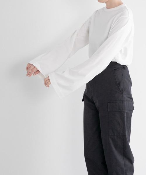 yuw(ユウ)の「フレアスリーブロンT 169150(Tシャツ/カットソー・レディース・ホワイト/ブラック・FREE)」の6枚目の写真