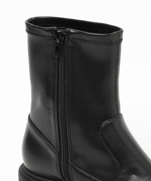 GLOBAL WORK（グローバルワーク）の「らくっションストレッチ厚底/124230（ブーツ・レディース・アイボリー/ブラック・MEDIUM/LARGE/SMALL）」の9枚目の写真