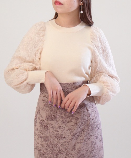 ASTORIA ODIER（アストリアオディール）の「袖レースシフォンボリュームスリーブニット（ニット/セーター・レディース・ブルー/ベージュ/ブラック・MEDIUM/SMALL）」の6枚目の写真