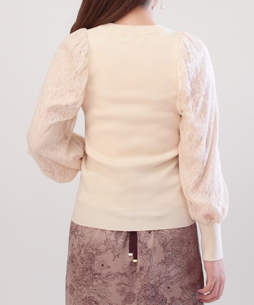 ASTORIA ODIER（アストリアオディール）の「袖レースシフォンボリュームスリーブニット（ニット/セーター・レディース・ブルー/ベージュ/ブラック・MEDIUM/SMALL）」の16枚目の写真