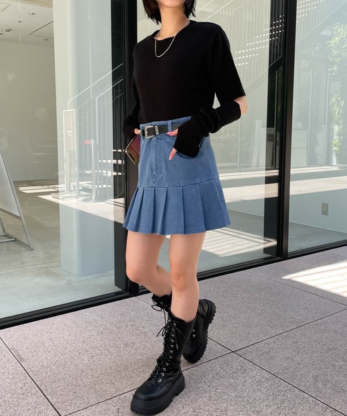 WEGO（ウィゴー）の「WEGO/プリーツ切り替えミニスカート（スカート・レディース・インディゴブルー/ブラウン・FREE）」の4枚目の写真