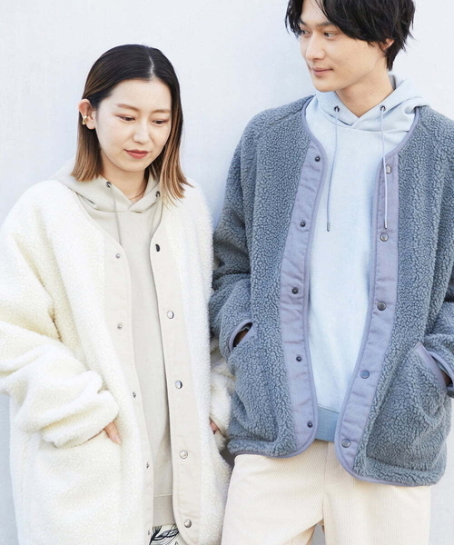 a.v.v(アーヴェヴェ)の「【ユニセックス/S-XXL】ボアワイドシルエットノーカラージャケット(ノーカラージャケット・メンズ・アイボリー/ミント・46/44/50/48)」の1枚目の写真