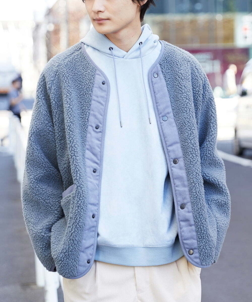 a.v.v(アーヴェヴェ)の「【ユニセックス/S-XXL】ボアワイドシルエットノーカラージャケット(ノーカラージャケット・メンズ・アイボリー/ミント・46/44/50/48)」の2枚目の写真