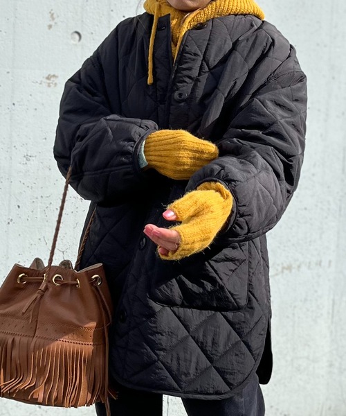 mi via loca(ミヴィアロカ)の「ナイロン中綿キルティングジャケット(ノーカラージャケット・レディース・ブラック/カーキ/キナリ・FREE)」の8枚目の写真