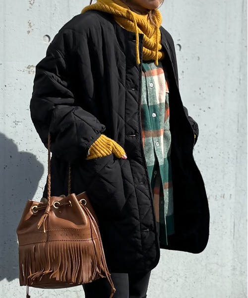 mi via loca(ミヴィアロカ)の「ナイロン中綿キルティングジャケット(ノーカラージャケット・レディース・ブラック/カーキ/キナリ・FREE)」の9枚目の写真