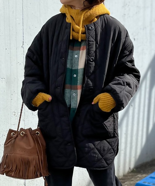 mi via loca(ミヴィアロカ)の「ナイロン中綿キルティングジャケット(ノーカラージャケット・レディース・ブラック/カーキ/キナリ・FREE)」の10枚目の写真