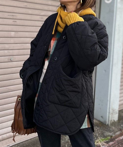 mi via loca(ミヴィアロカ)の「ナイロン中綿キルティングジャケット(ノーカラージャケット・レディース・ブラック/カーキ/キナリ・FREE)」の12枚目の写真