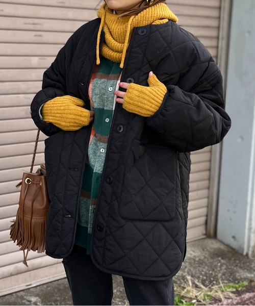 mi via loca(ミヴィアロカ)の「ナイロン中綿キルティングジャケット(ノーカラージャケット・レディース・ブラック/カーキ/キナリ・FREE)」の14枚目の写真