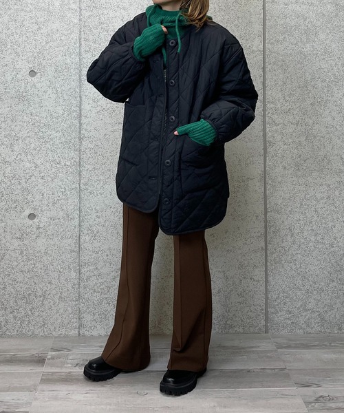 mi via loca(ミヴィアロカ)の「ナイロン中綿キルティングジャケット(ノーカラージャケット・レディース・ブラック/カーキ/キナリ・FREE)」の5枚目の写真